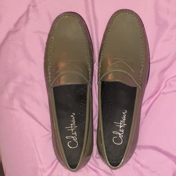 Cole Haan Women's flats/loafers Size 7 NEVER WORN! - Picture 2 of 5